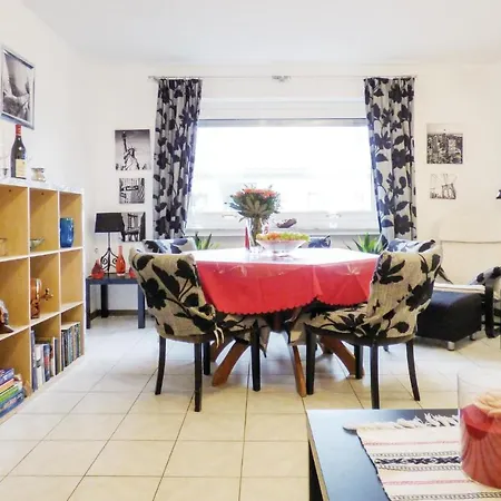 Nice In With 2 Bedrooms And Wifi Appartamento Karlshausen