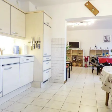 Nice In With 2 Bedrooms And Wifi * Karlshausen