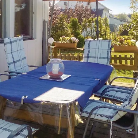 Nice In With 2 Bedrooms And Wifi Appartamento